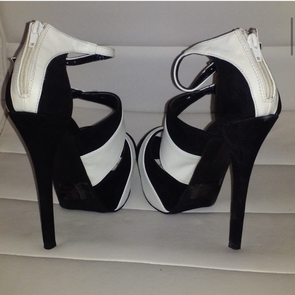 💜LILIANA💜 NEW 6.5 BLACK WHITE PLATFORM HEELS - Picture 4 of 7